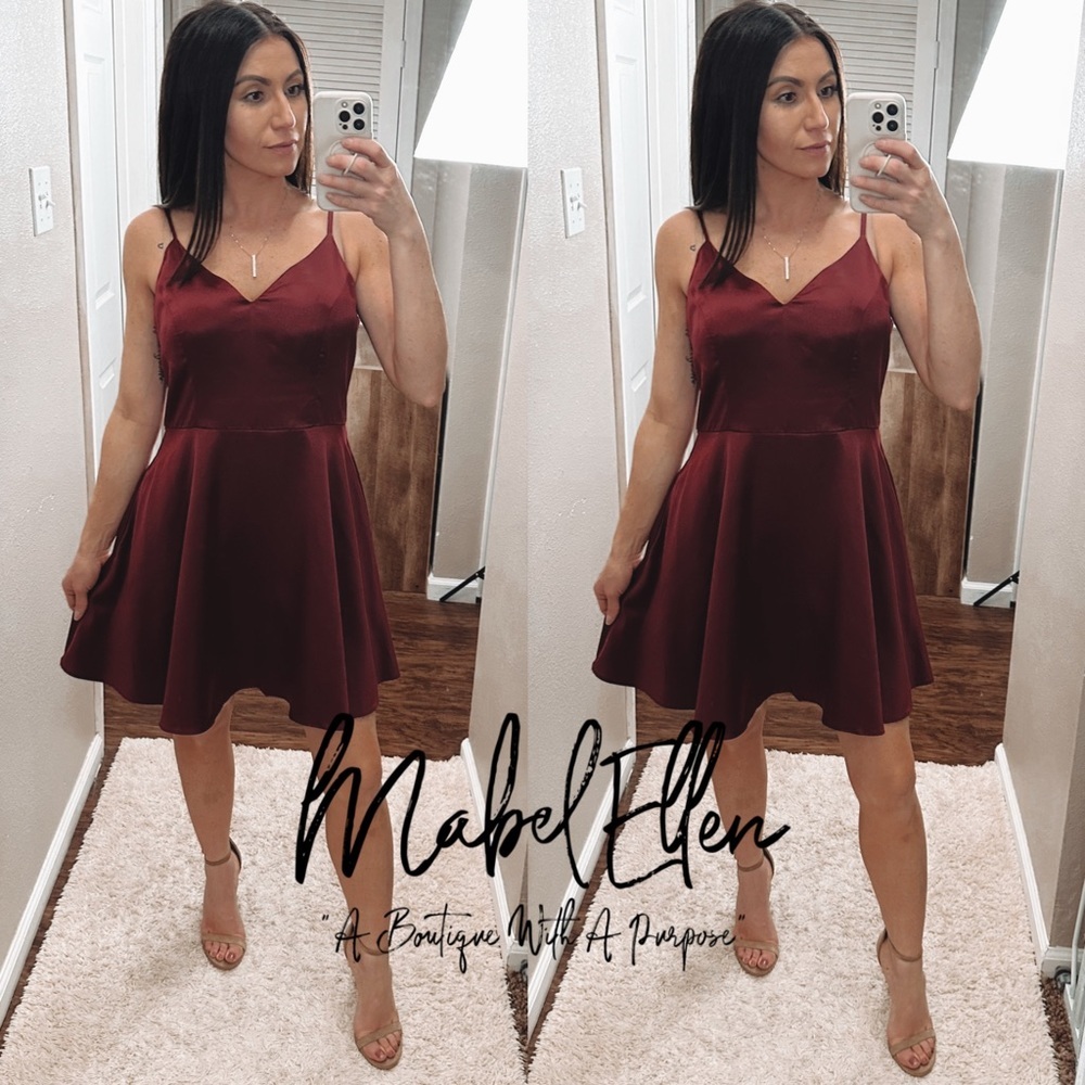 B. Smart Romantic Satin fit and flare dress size 15
